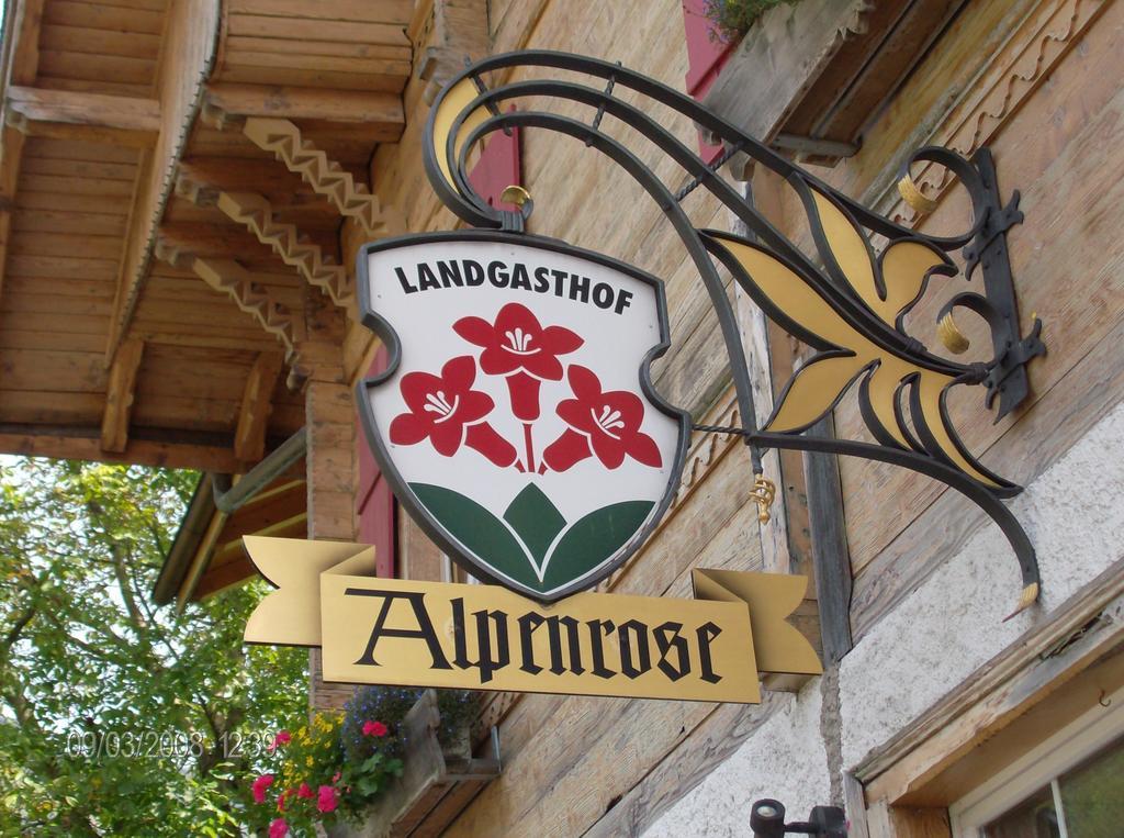 Hotel Alpenrose Beim Ballenberg Hofstetten bei Brienz Szoba fotó